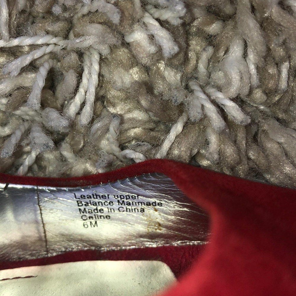 Heels - Picture 3 of 4